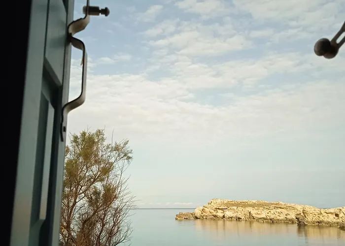 The Ship 2 Apartament *